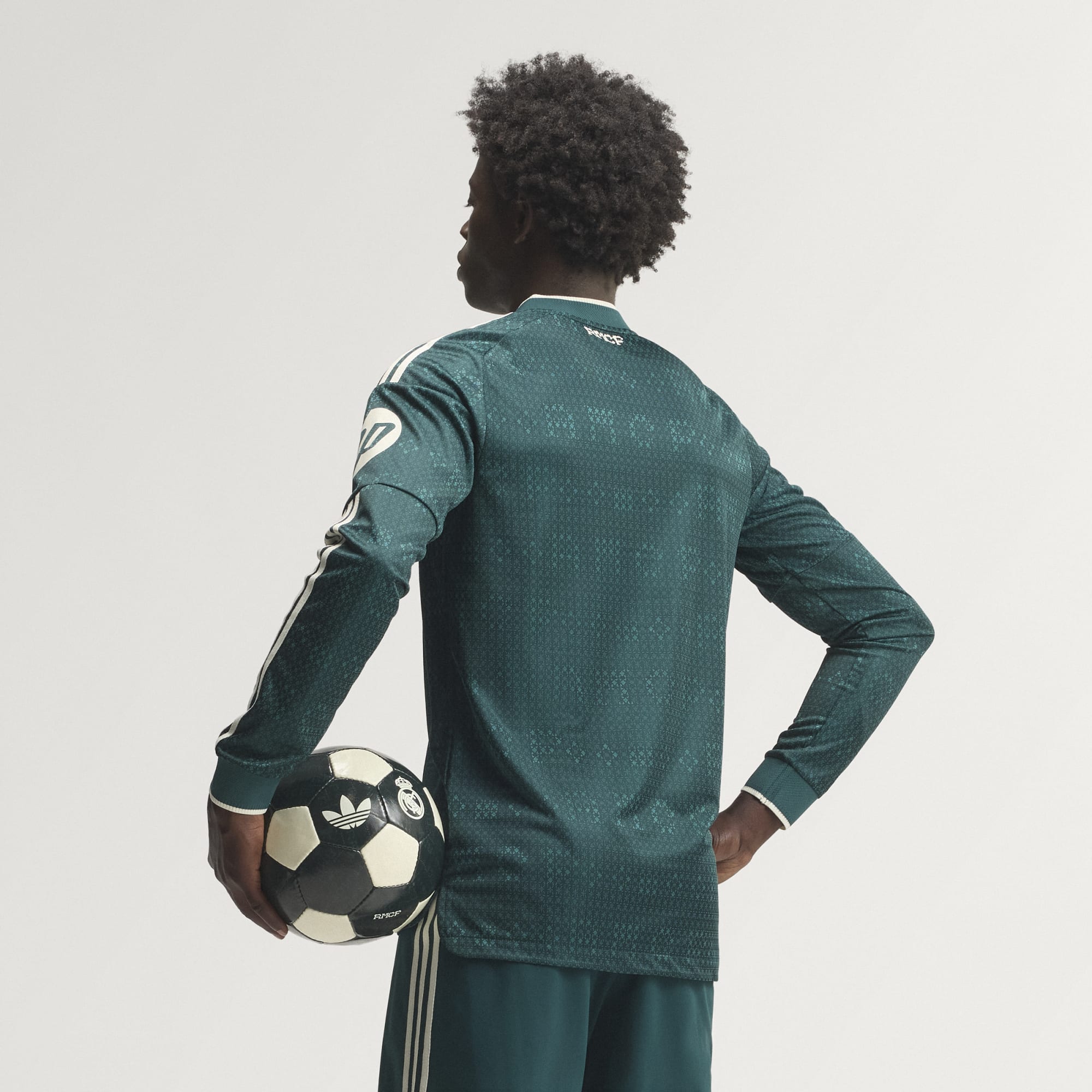 Camisa Manga Longa Adidas Real Madrid 2026/27 II Jogador