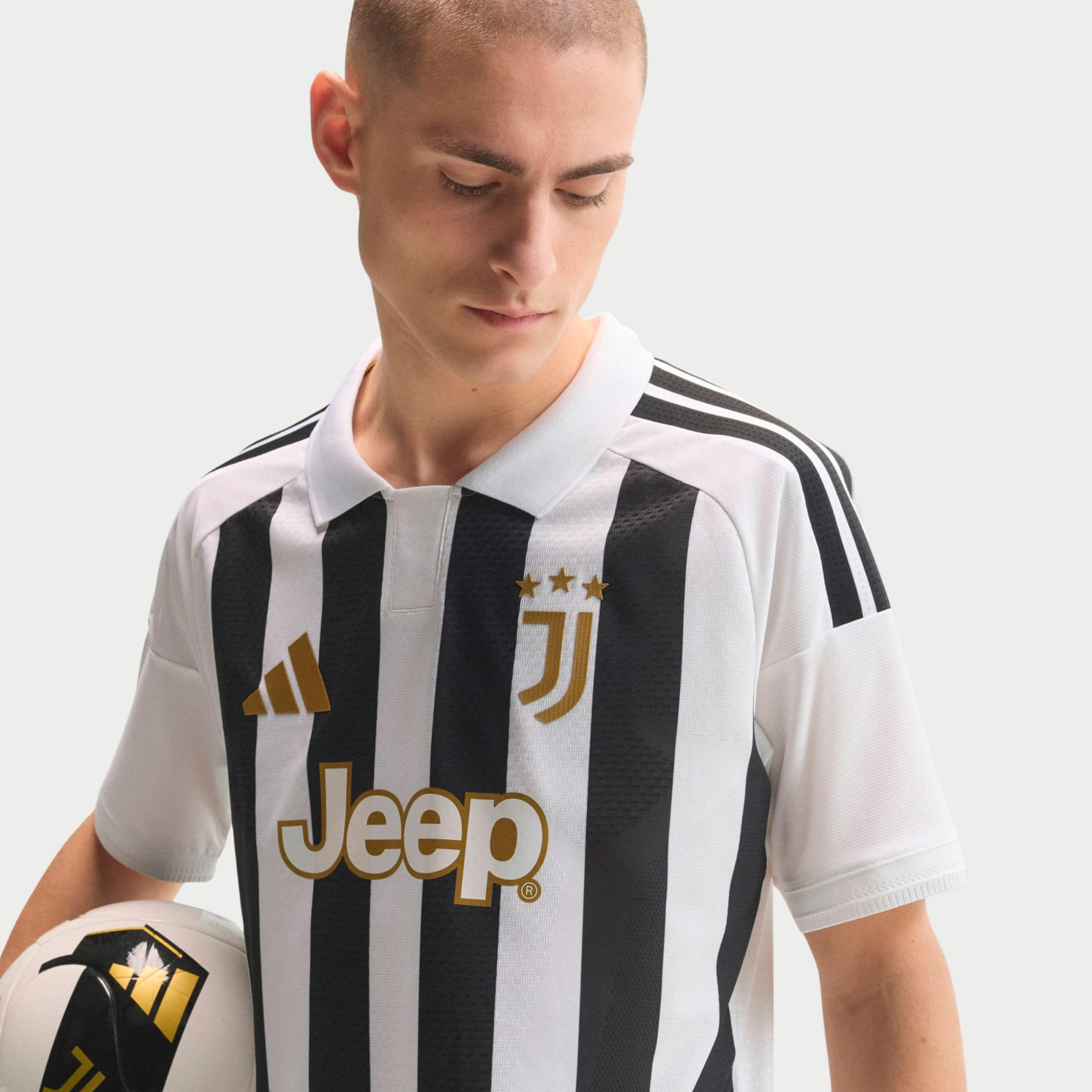 Camisa Adidas Juventus 2026/27 I Jogador