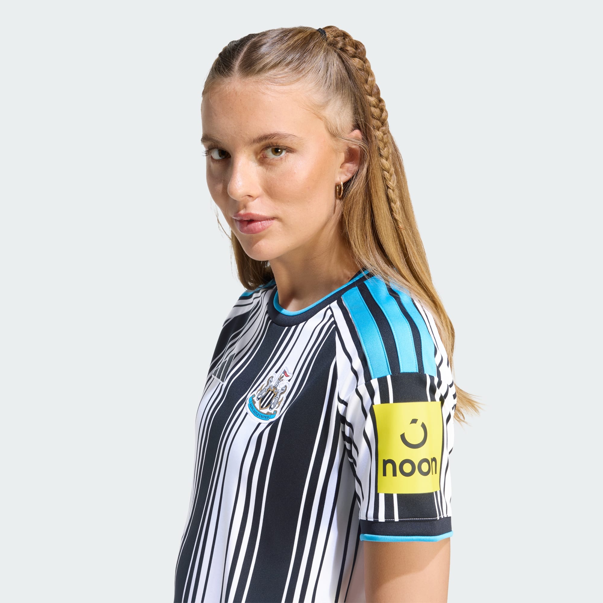 Camisa Feminina Adidas Newcastle 2026/27 I